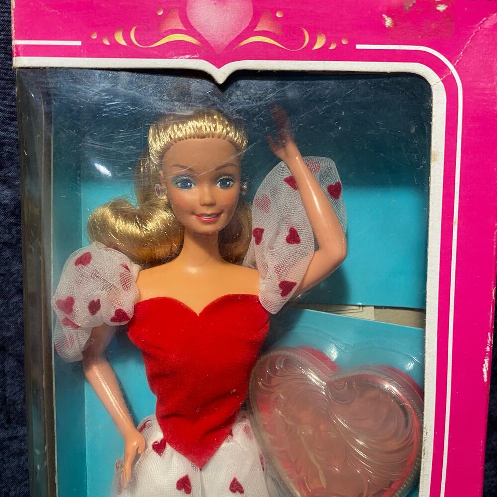 Loving You Barbie Doll NRFB Vintage 1983 Blonde Superstar Fave Red Heart Dress